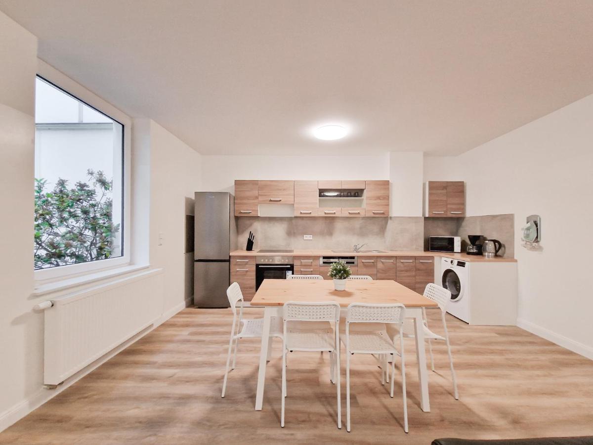 Raj Living - City Apartment With 3 Rooms - 15 Min Messe Dus & 10 Min Old Town Dus Дюссельдорф Экстерьер фото